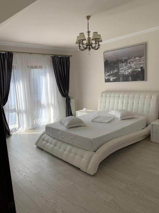 Vila Pati Ploiesti Bagian luar foto