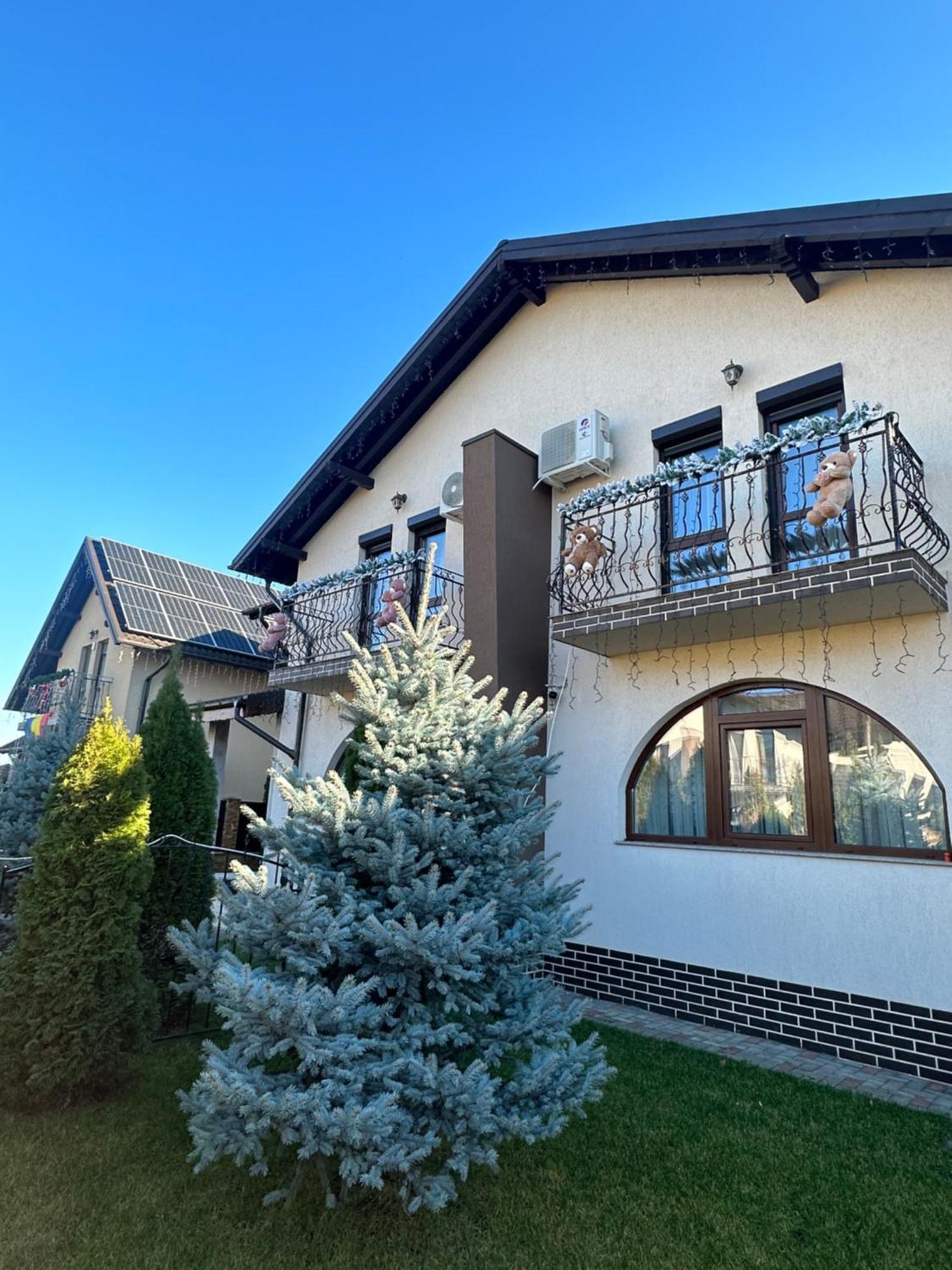 Vila Pati Ploiesti Bagian luar foto