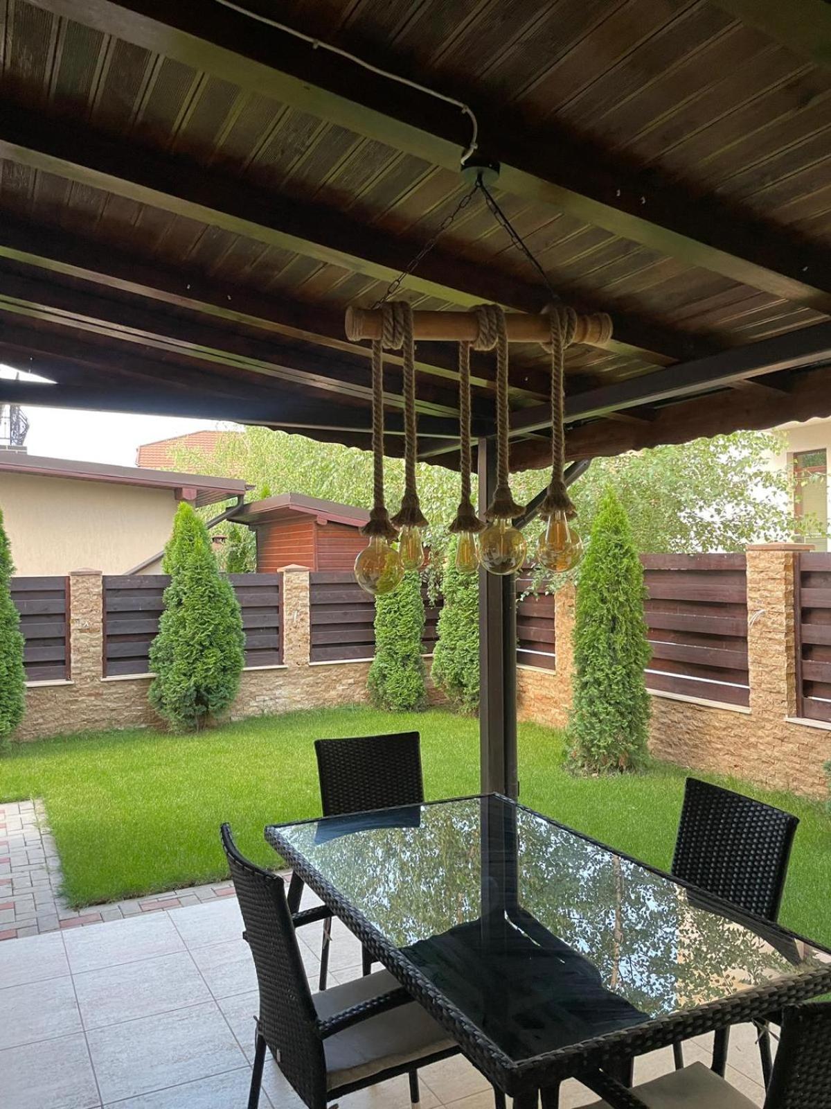 Vila Pati Ploiesti Bagian luar foto