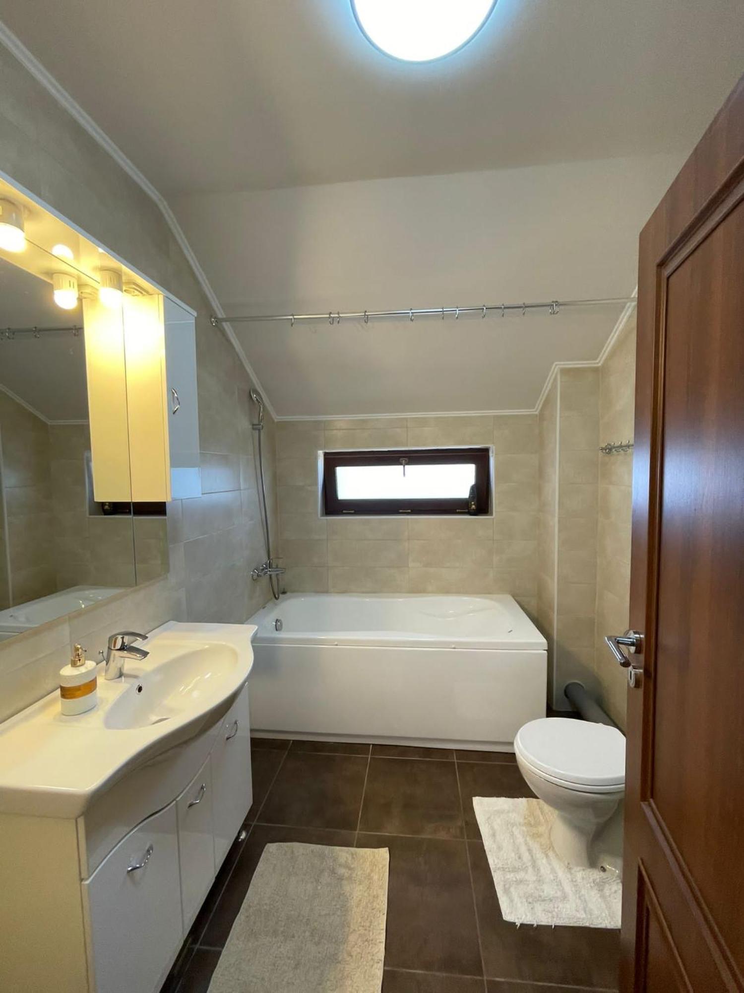 Vila Pati Ploiesti Bagian luar foto