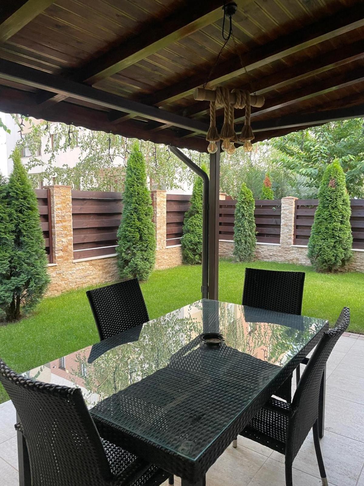 Vila Pati Ploiesti Bagian luar foto